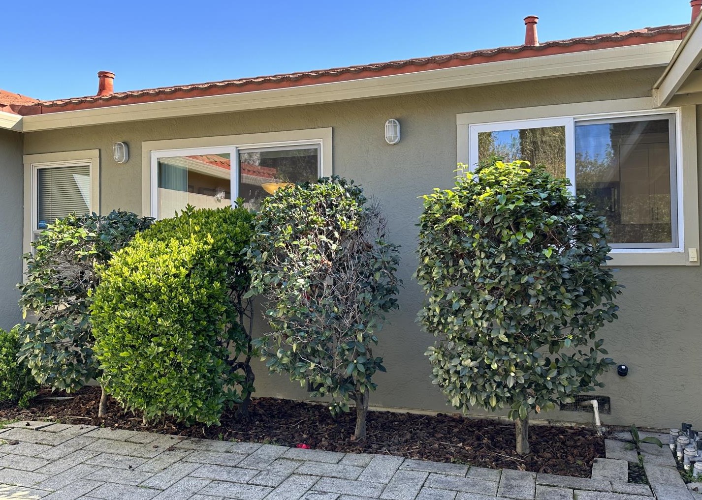2073 La Orinda Pl, Concord CA  94518-3019 exterior