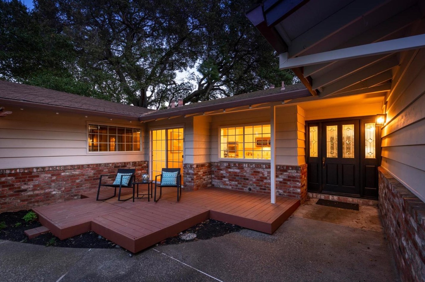 1250 Petersen Ct, Los Altos, CA 94024