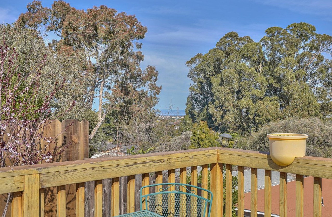 955 Casanova Ave, Monterey, CA 93940-6806