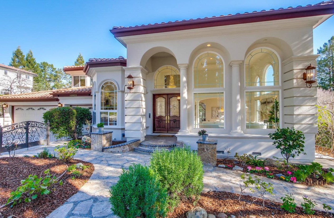 10935 Miramonte Rd, Cupertino, CA 95014