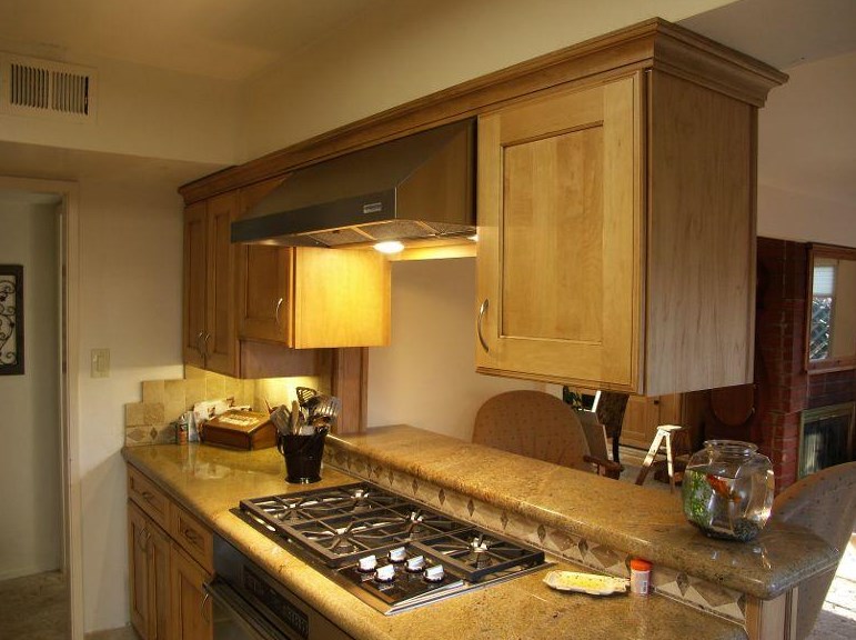 3215 Llano St, San Mateo, CA 94403-2009