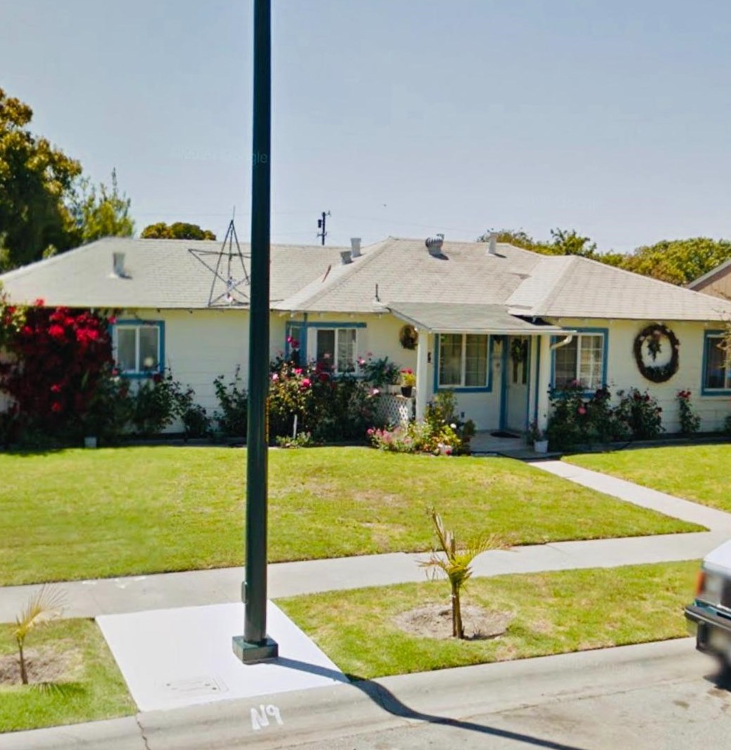 32 Prince Pl, Salinas, CA 93905-3146