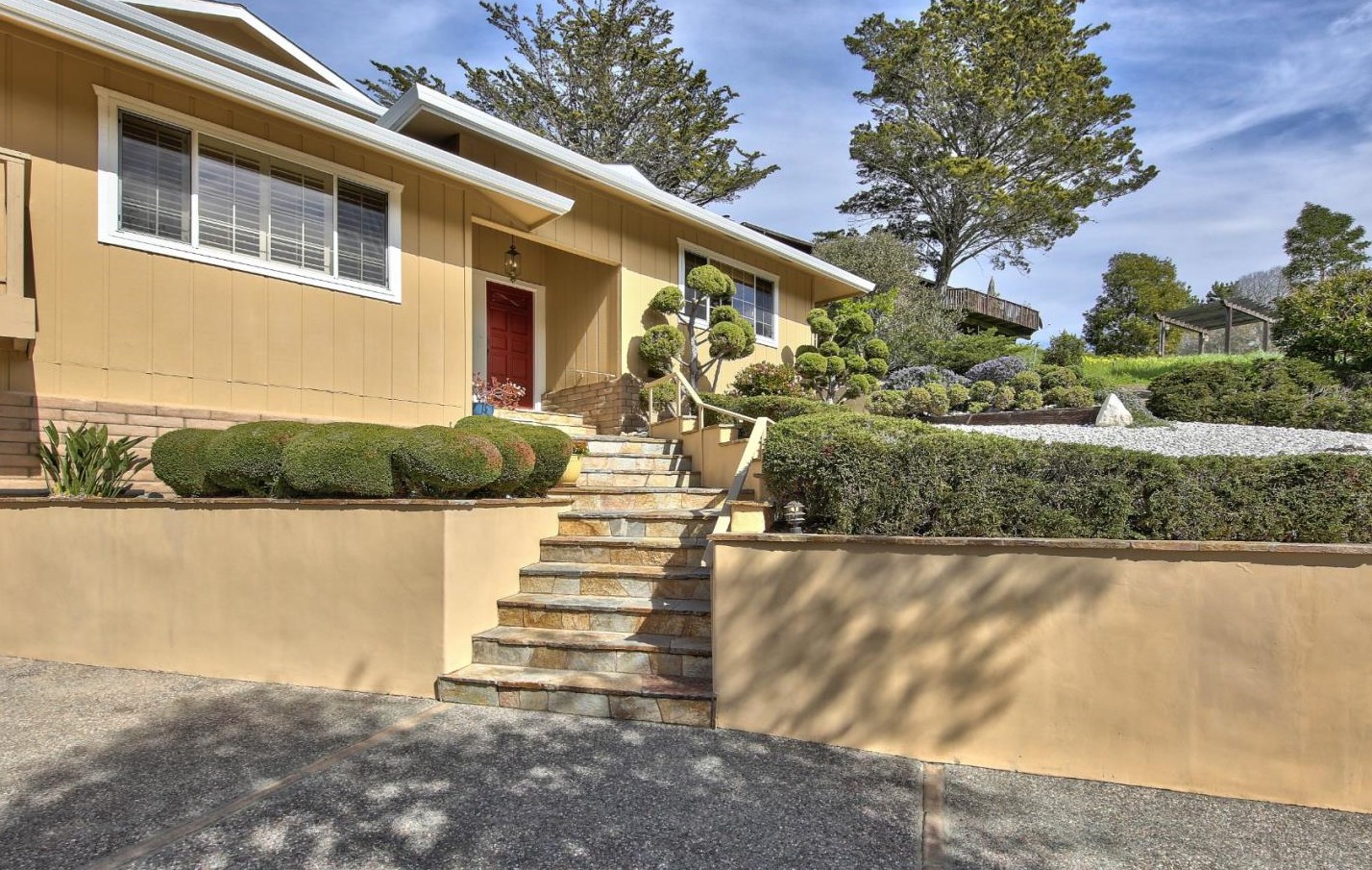 22640 Gallant Fox Rd, Monterey, CA 93940-6512
