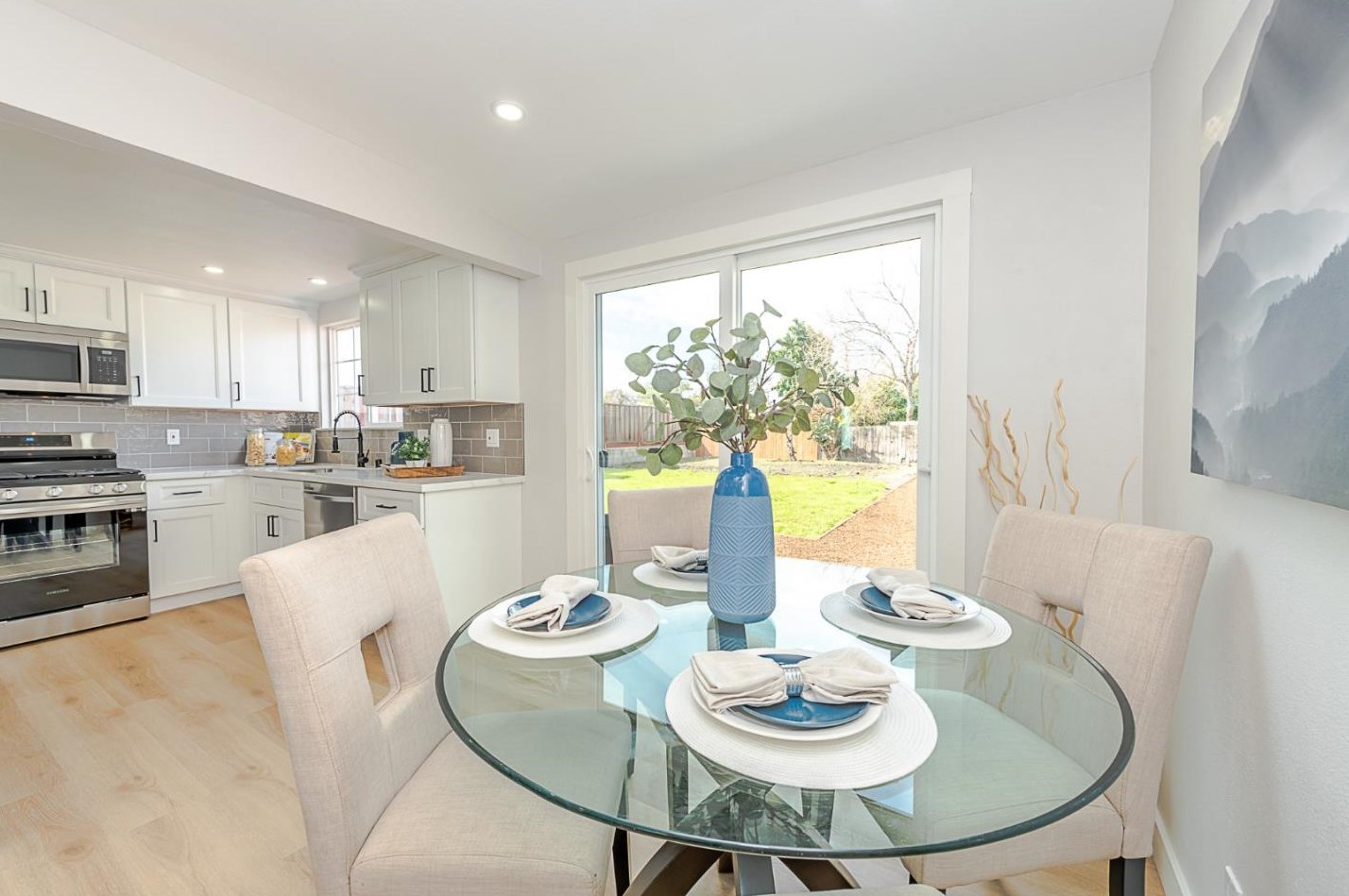 1383 Carlton Ave, Menlo Park CA  94025-1503 exterior