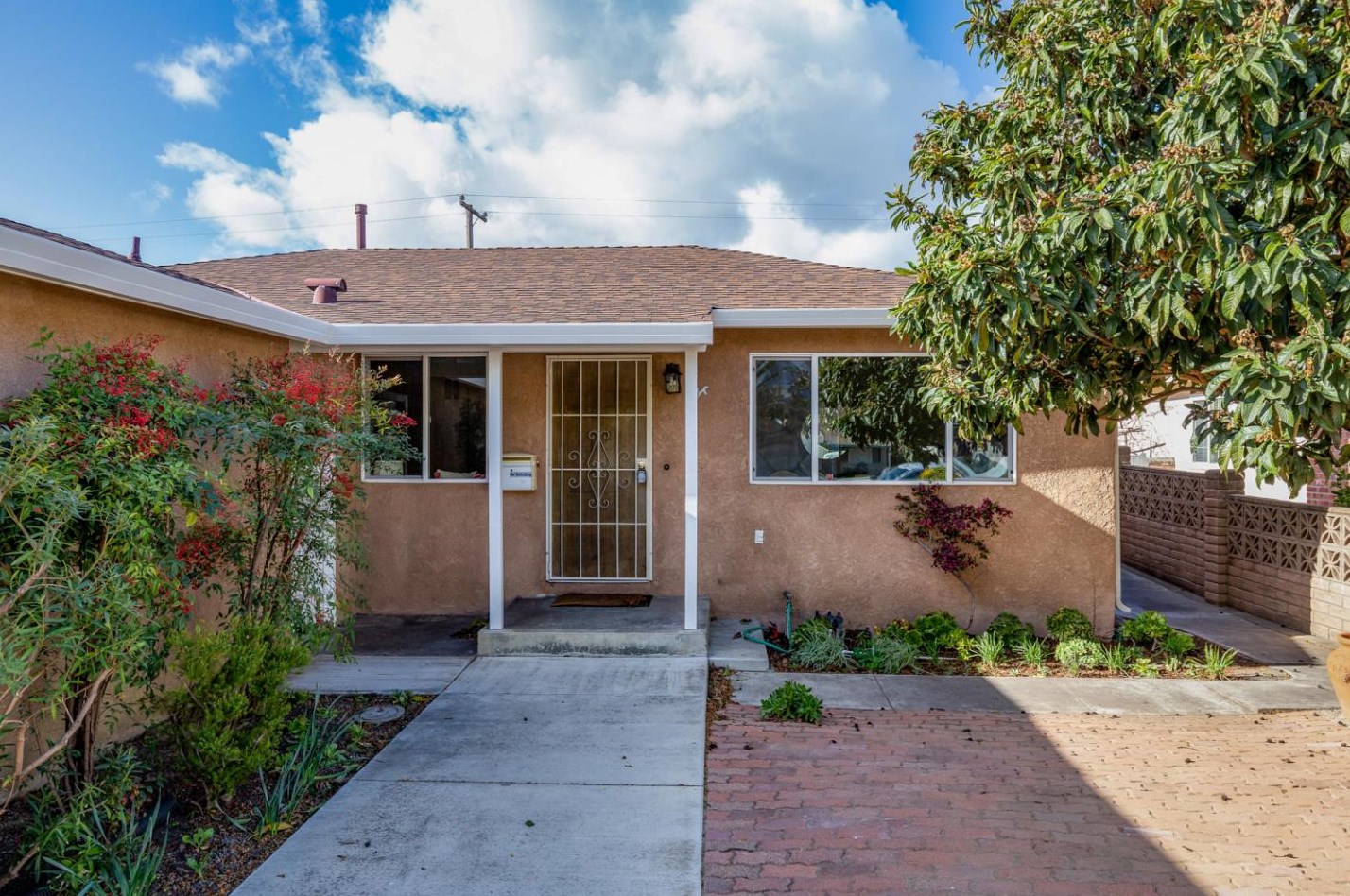 401 Ann Darling Dr, San Jose, CA 95133-1606