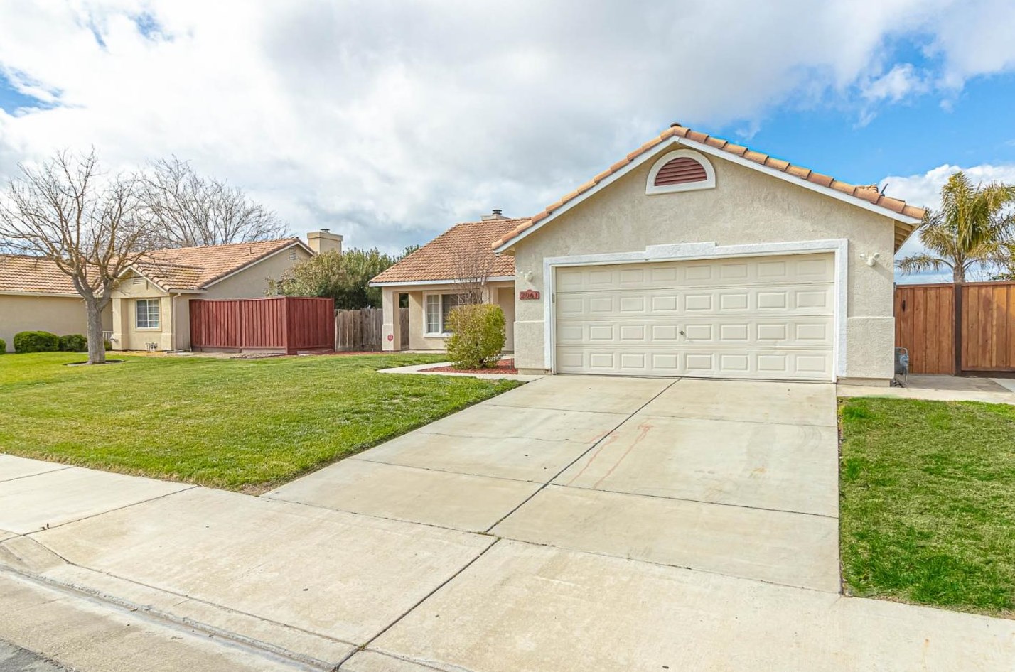 2061 Hastings Dr, Los Banos, CA 93635