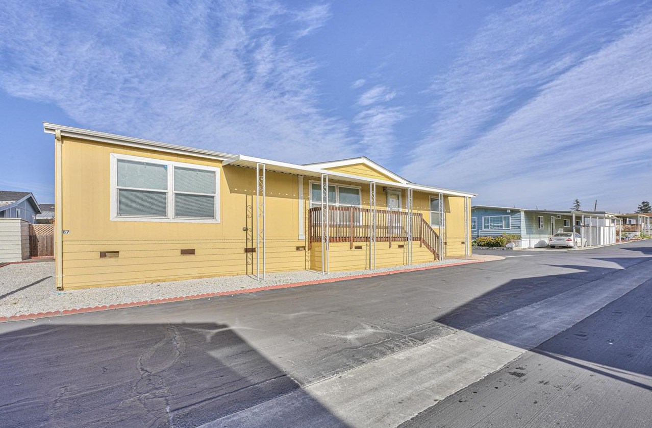 150 Kern St 87, Salinas, CA 93905