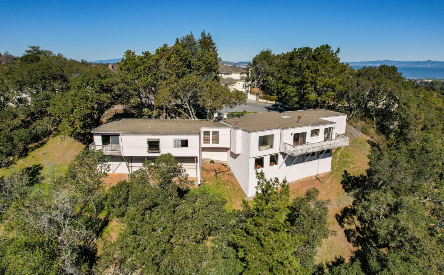 20 Pine Ct, Burlingame, CA 94010