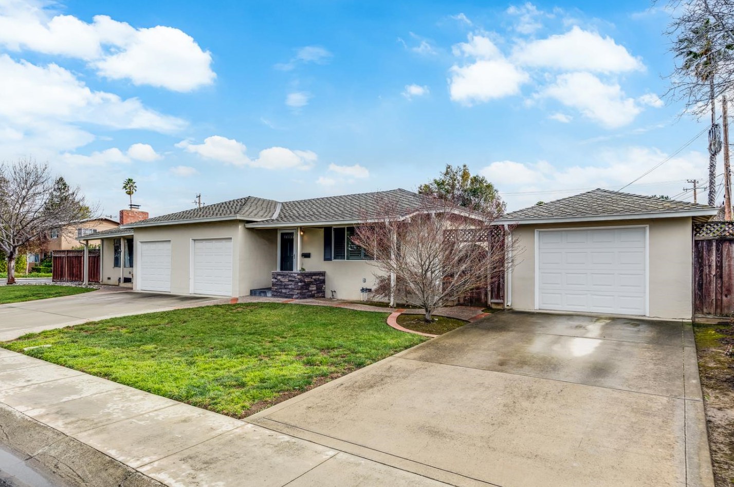 3262 Moorpark Ave, San Jose, CA 95117-2229