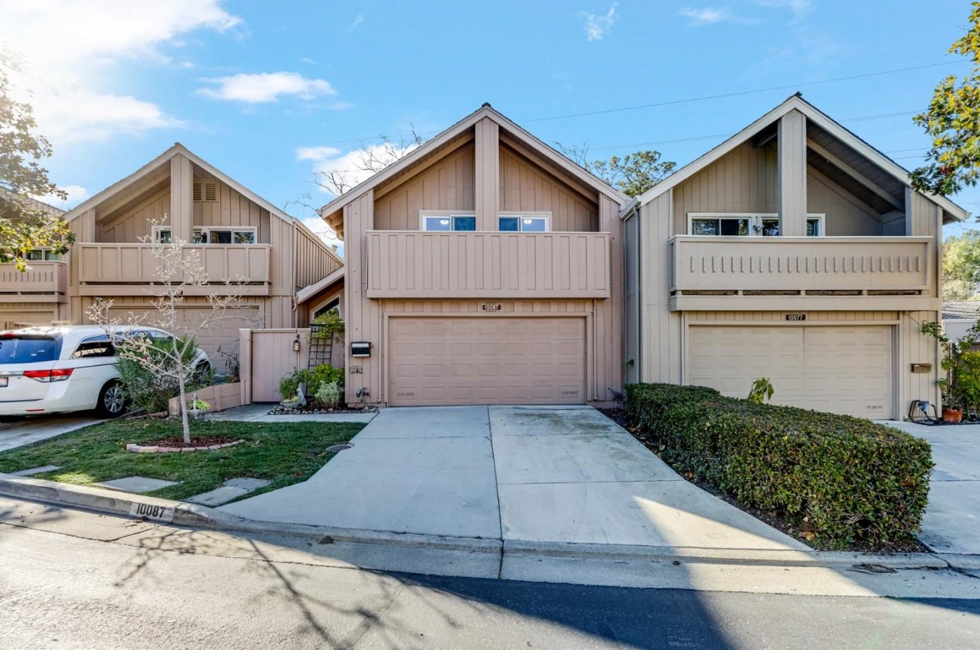 10087 Lamplighter Square, Cupertino, CA 95014