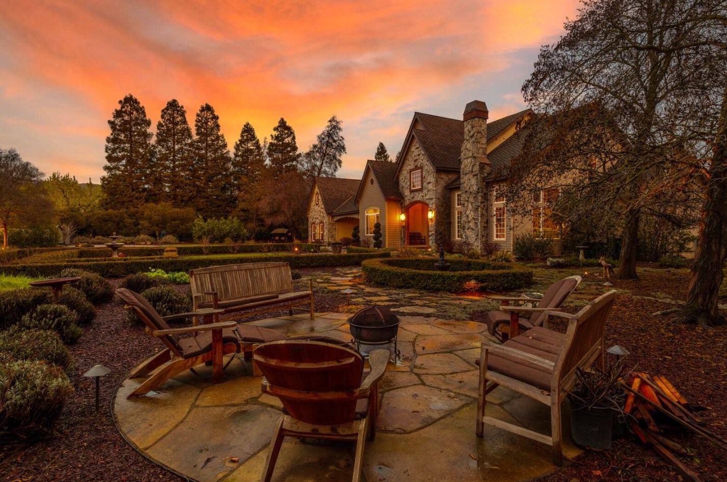 1980 Jeanie Ln, Gilroy, CA 95020