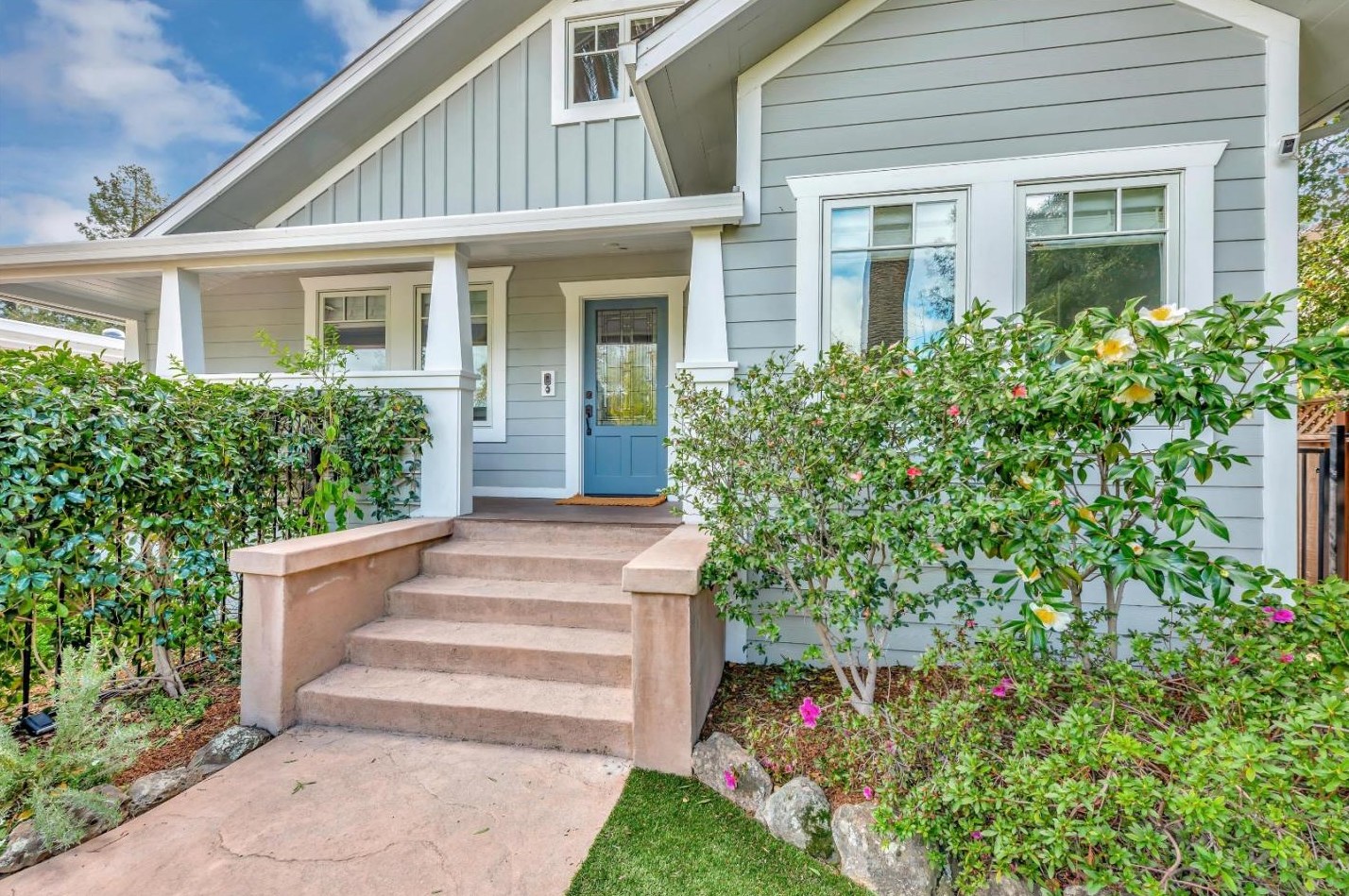3330 Alameda De Las Pulgas, Menlo Park CA  94025-6561 exterior