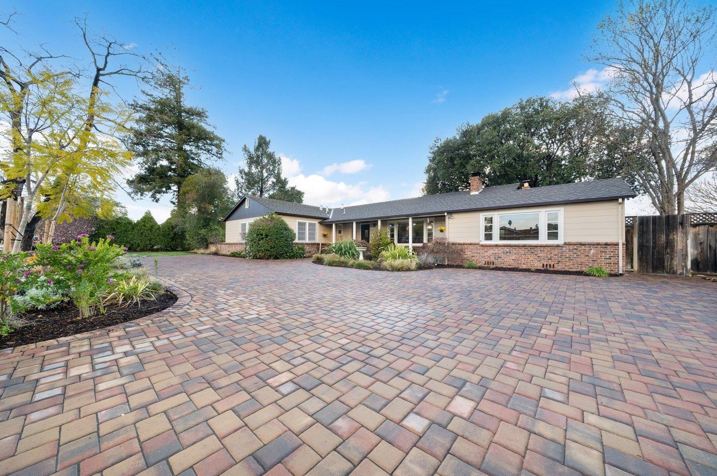 235 S San Tomas Aquino Rd, Campbell, CA 95008