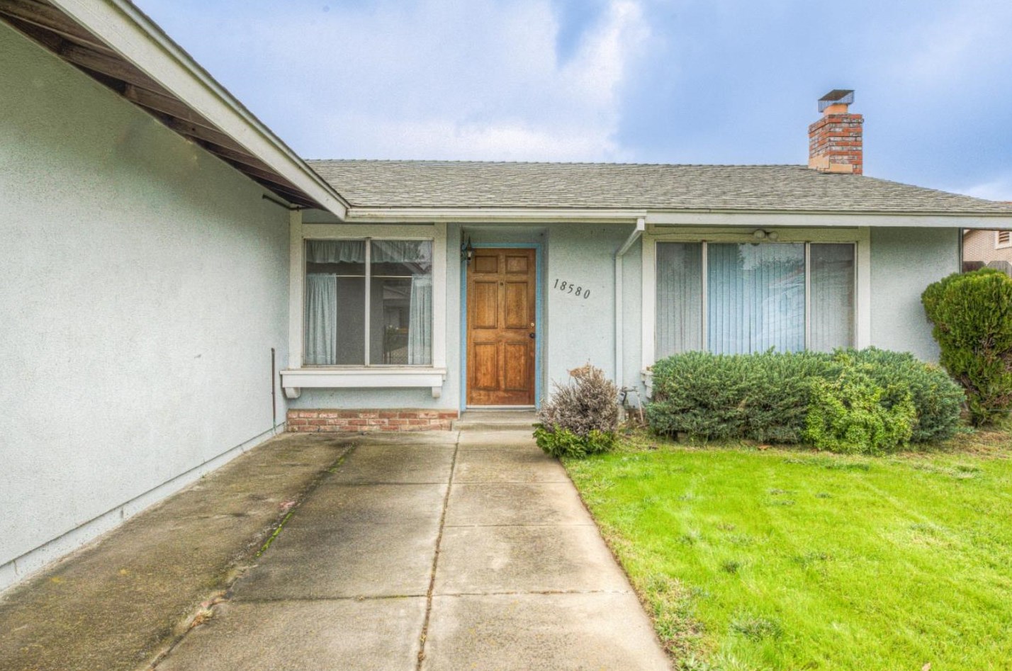 18580 Van Buren Ave, Salinas, CA 93906-1826