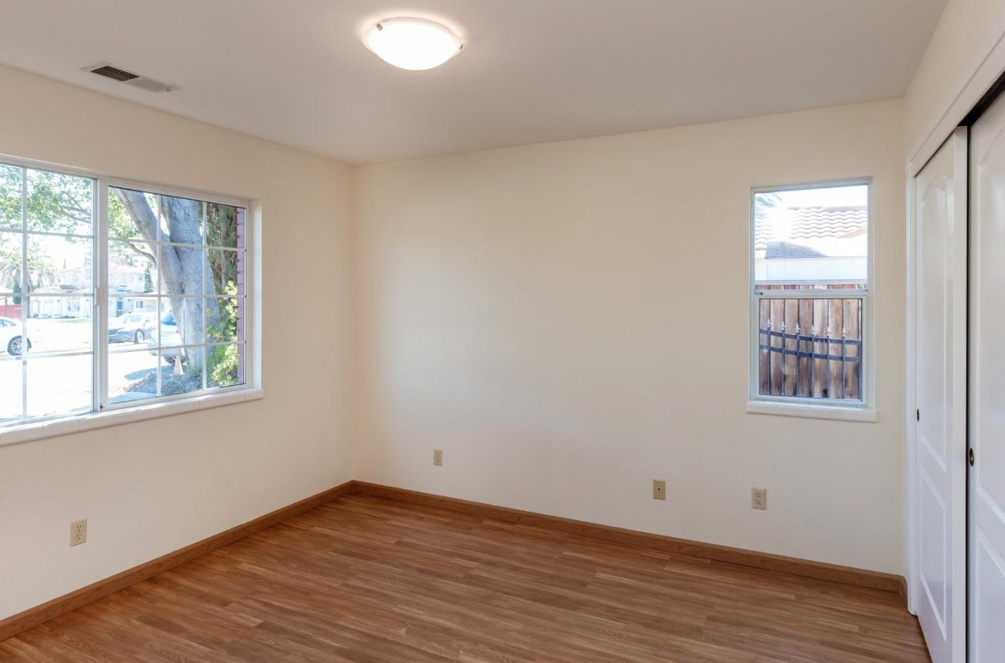 10243 Glencoe Dr, Cupertino CA  95014-1811 exterior