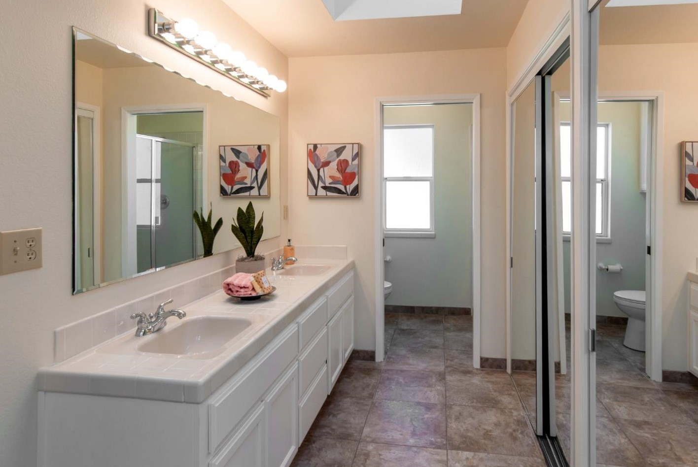 10243 Glencoe Dr, Cupertino CA  95014-1811 exterior