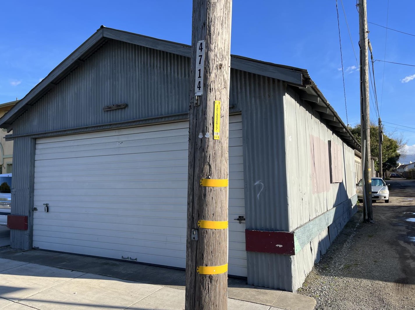 205 San Luis St, Salinas, CA 93901-1930