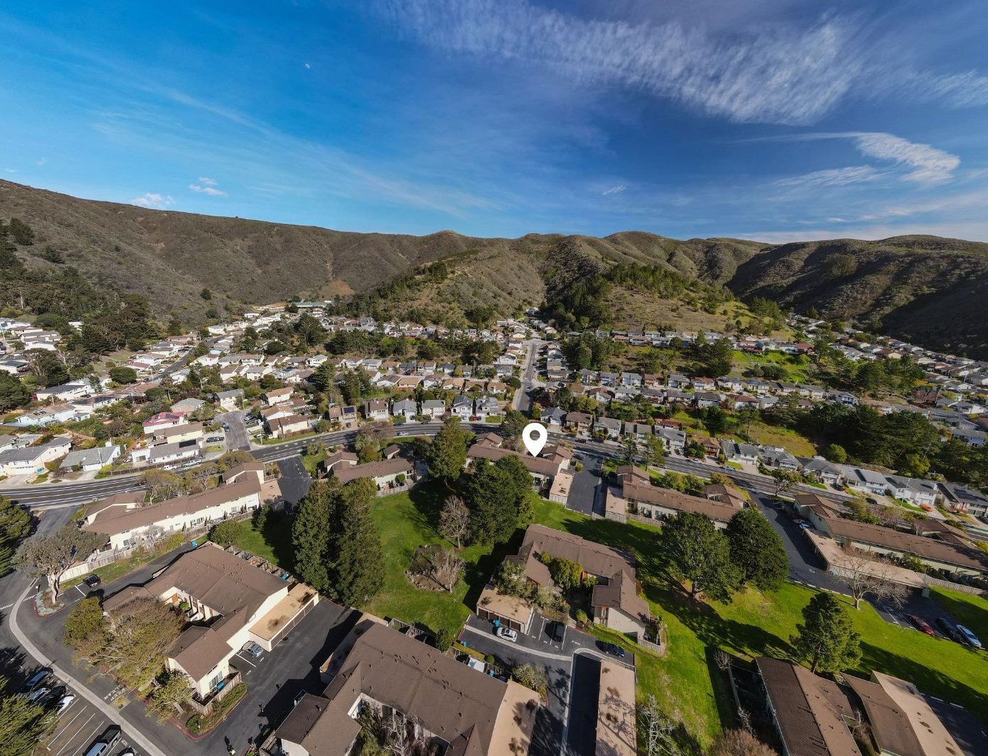 1141 Oddstad Blvd, Pacifica, CA 94044