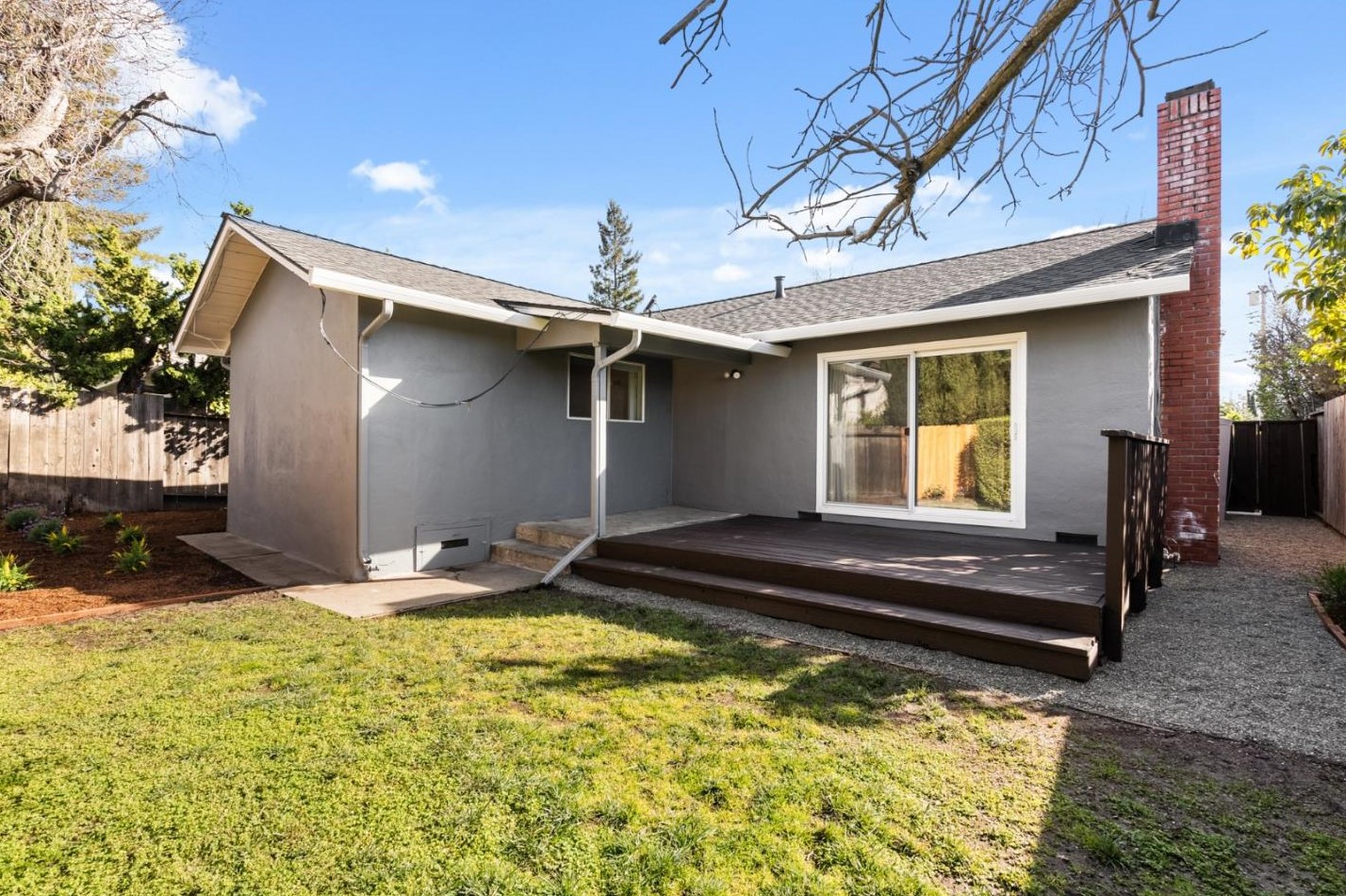 1577 Hawes Ct, Redwood City, CA 94061