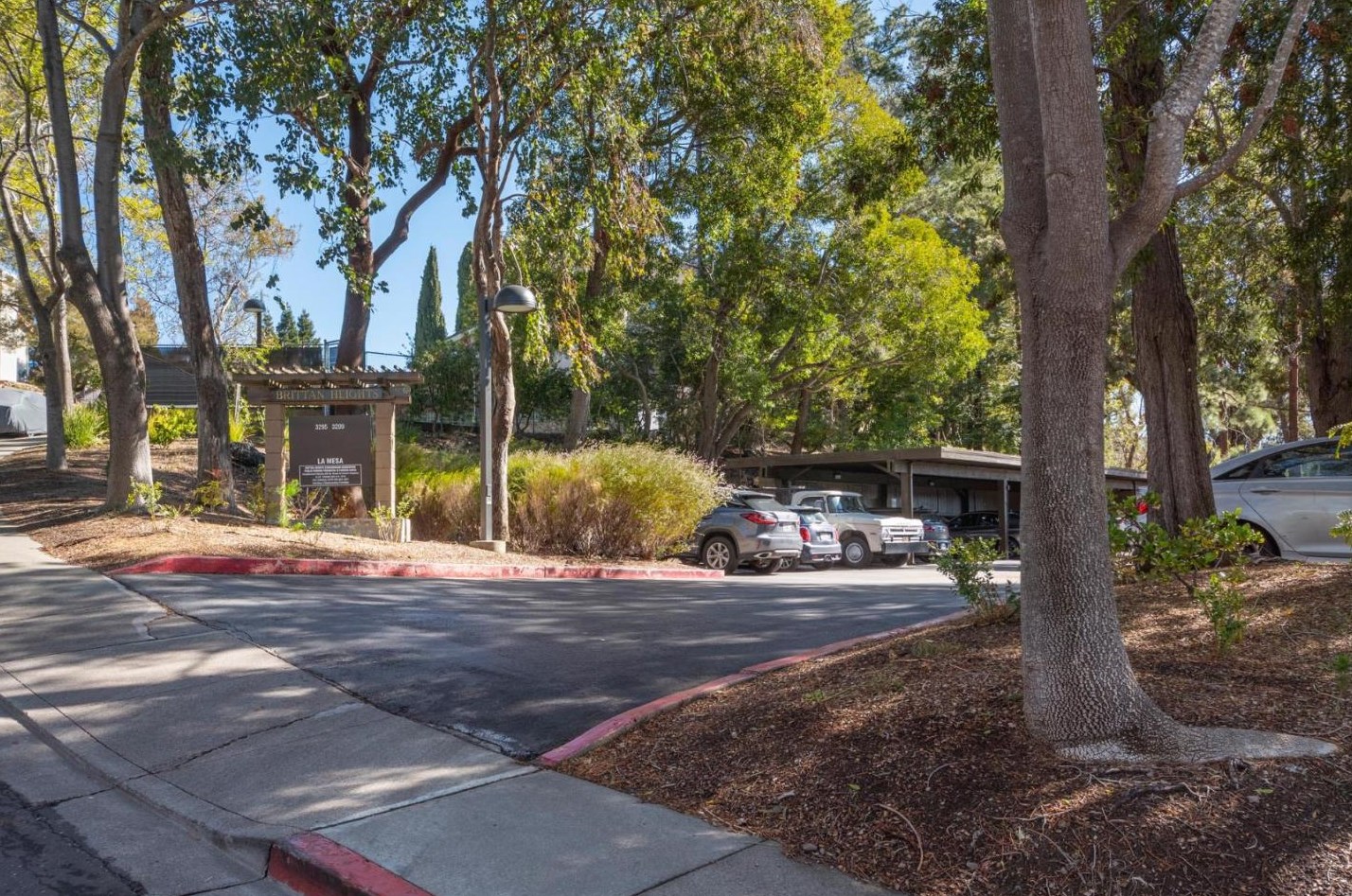 3295 La Mesa Dr 3, San Carlos, CA 94070