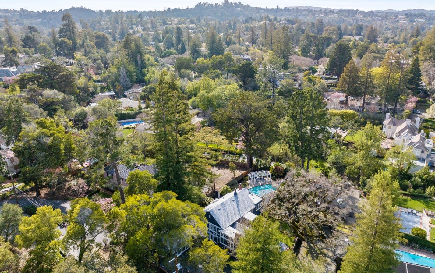 647 Edgewood Rd, San Mateo, CA 94402-1048