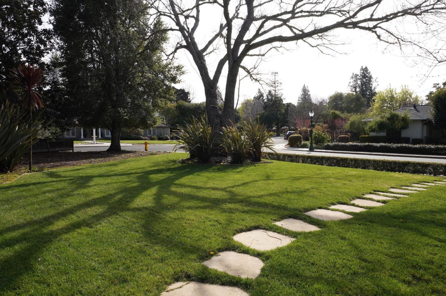 97 Snowden Ave, Menlo Park, CA 94027
