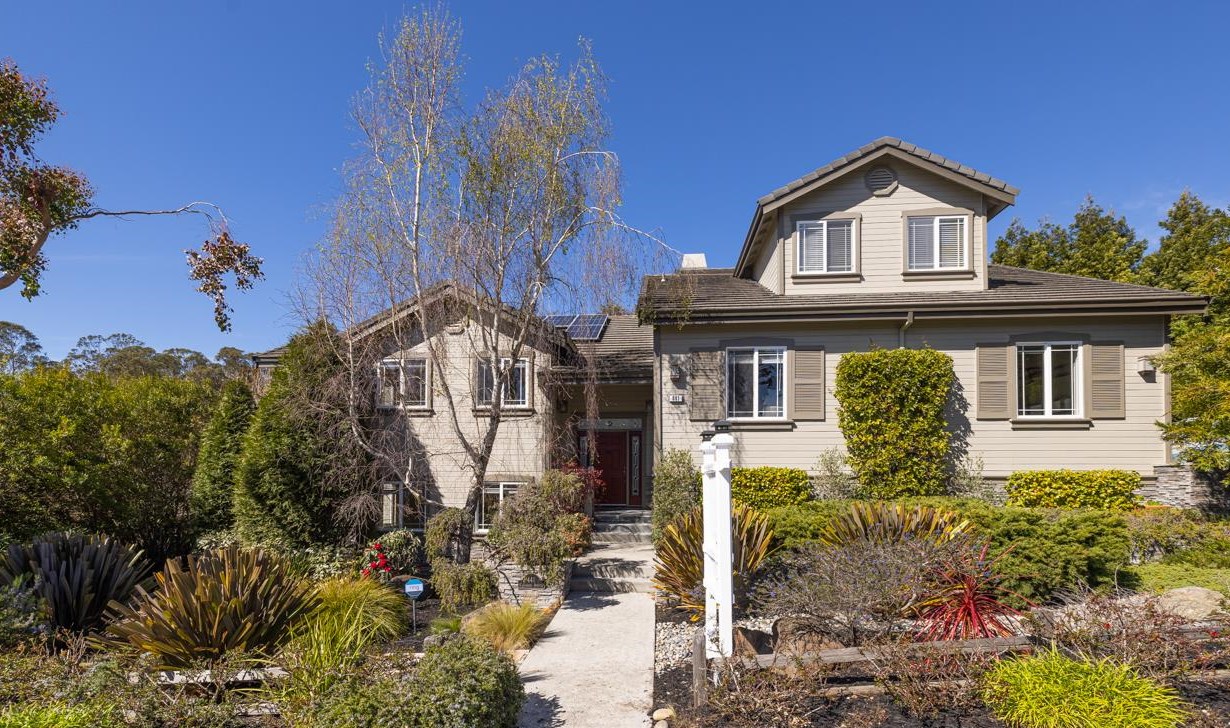 441 Coronado Ave, Princeton by the Sea, CA 94019