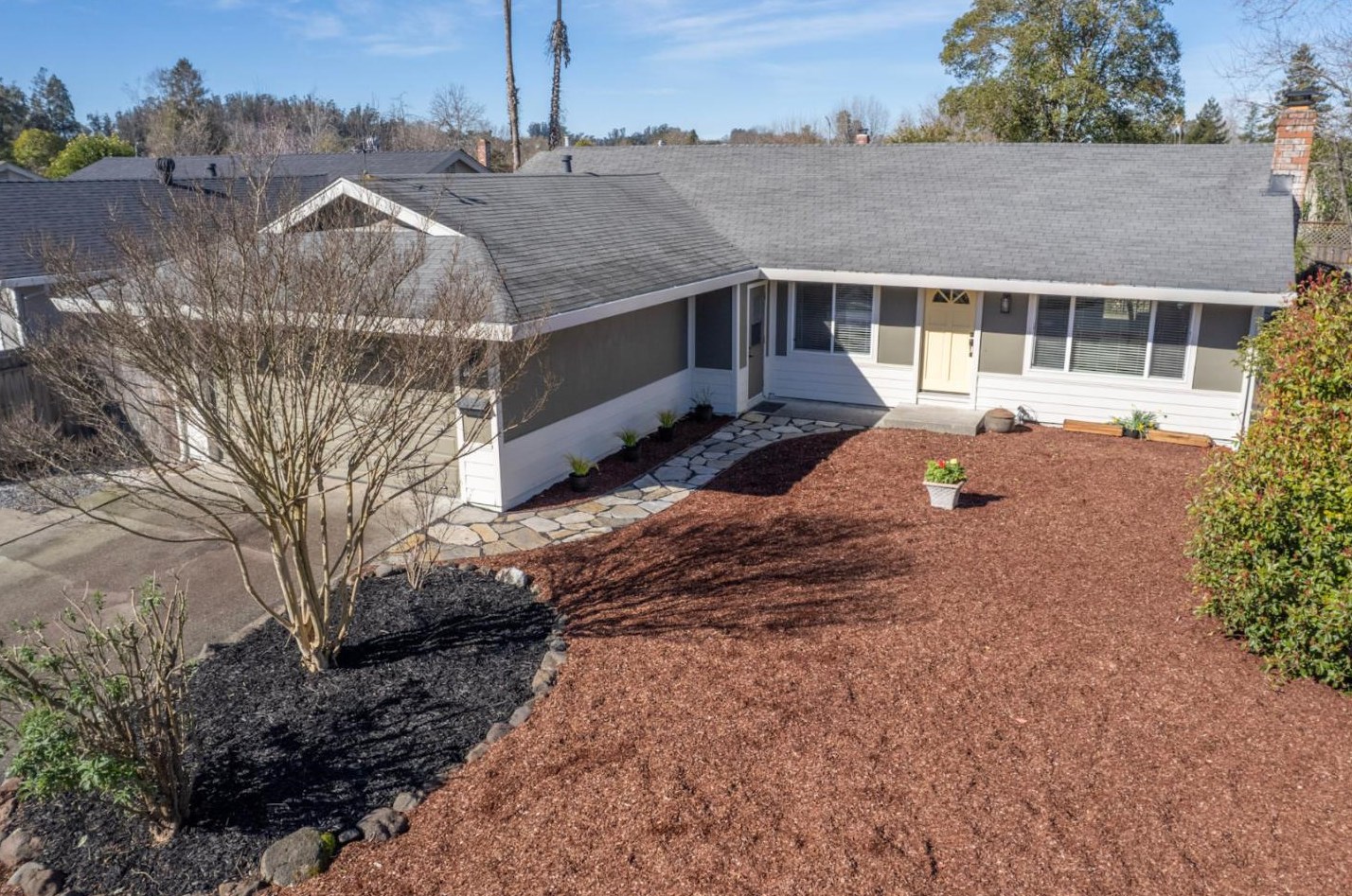 573 Lamont Ct, Cotati, CA 94928-4660