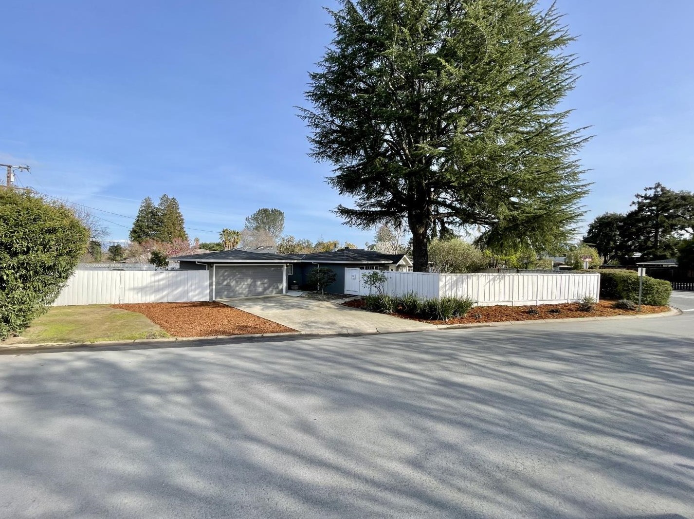 12820 Paseo Presada, Saratoga, CA 95070