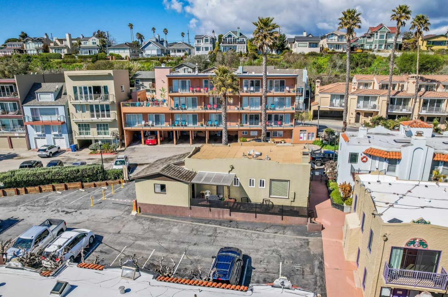 1532 Wharf Rd, Capitola, CA 95010