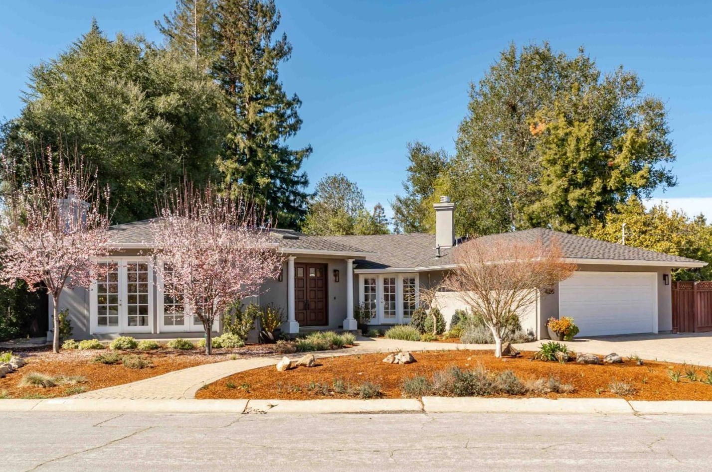 426 Valencia Dr, Los Altos, CA 94022