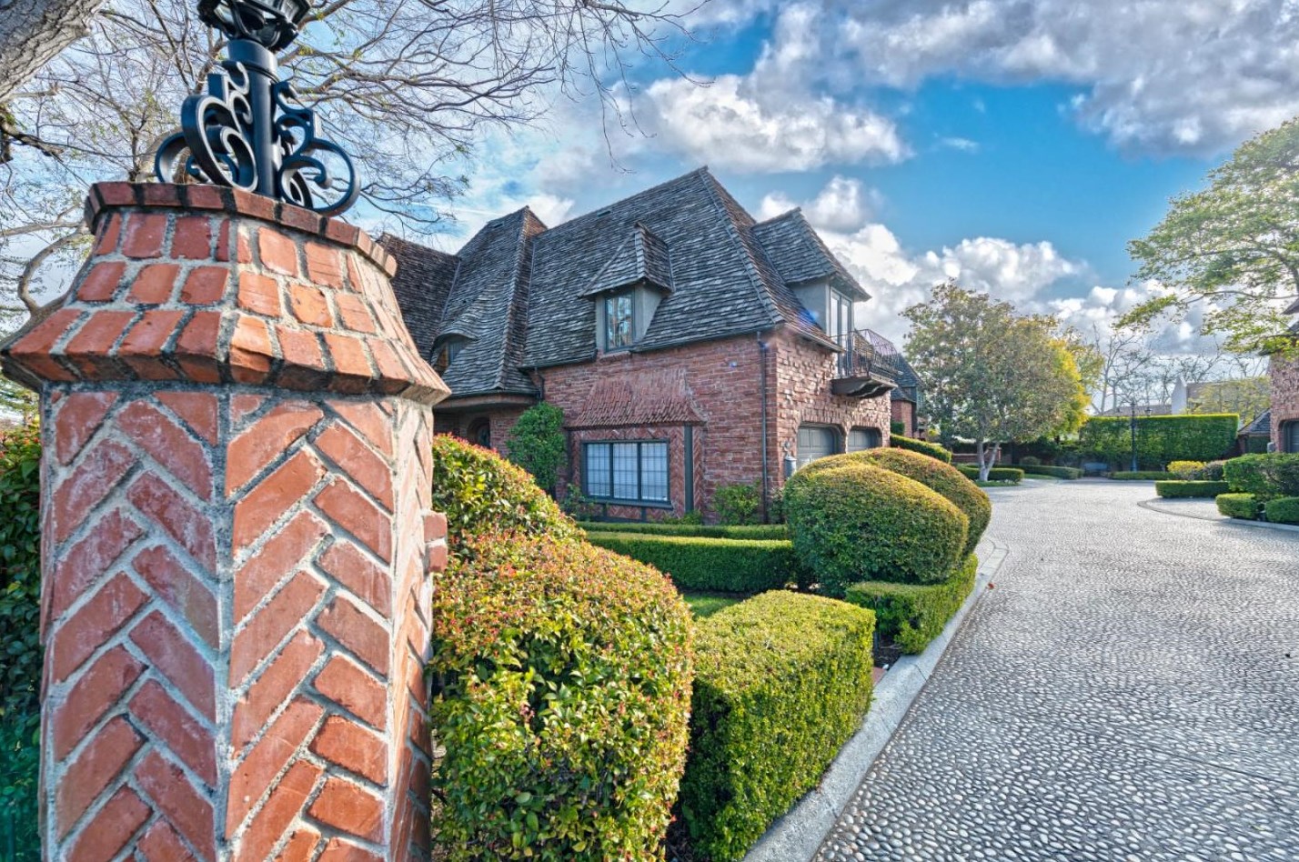 530 Monterey Ave, Los Gatos, CA 95030