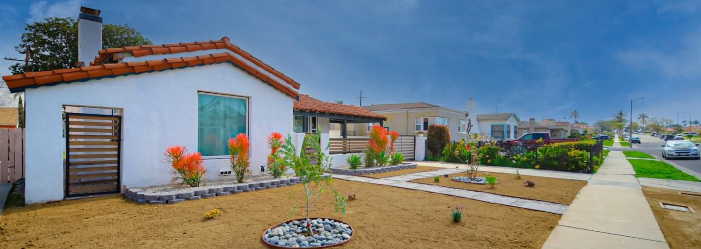 8946 La Salle Ave, Los Angeles CA  90047-3603 exterior