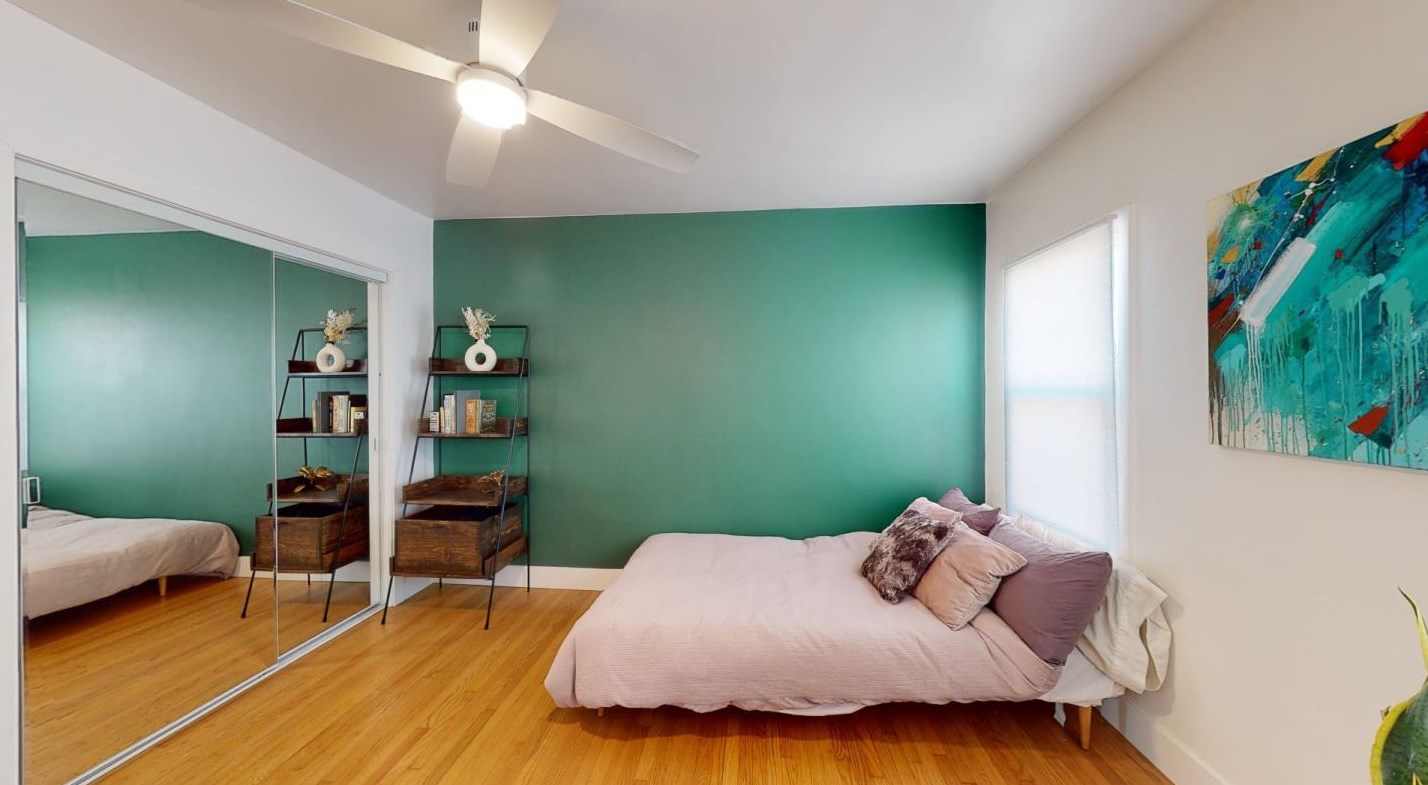 8946 La Salle Ave, Los Angeles CA  90047-3603 exterior
