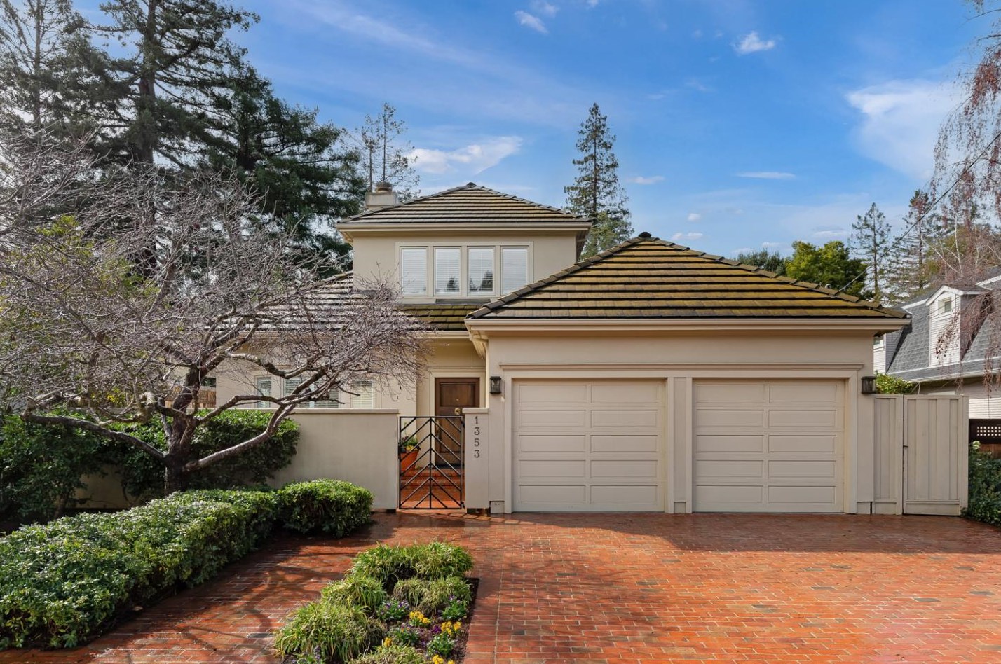 1353 Johnson St, Menlo Park, CA 94025-4417