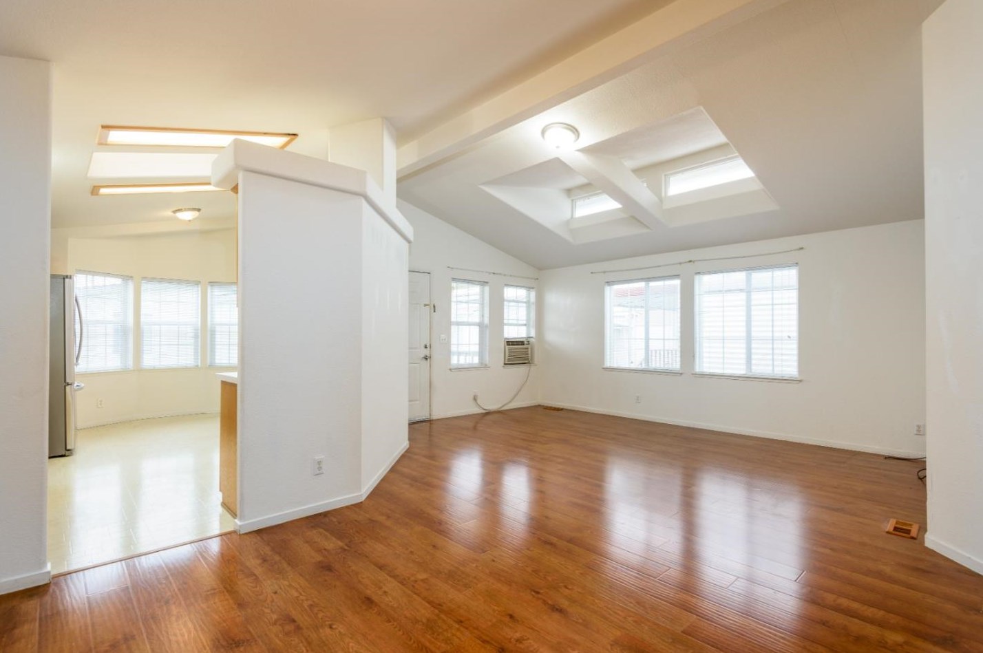 1075 Space Park Way 123, Mountain View, CA 94043