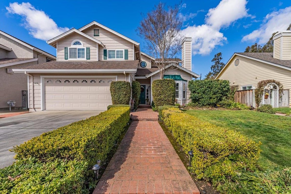956 Hancock St, Salinas, CA 93906-4450