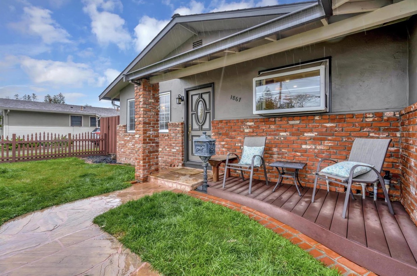 1867 Queens Rd, Concord, CA 94519