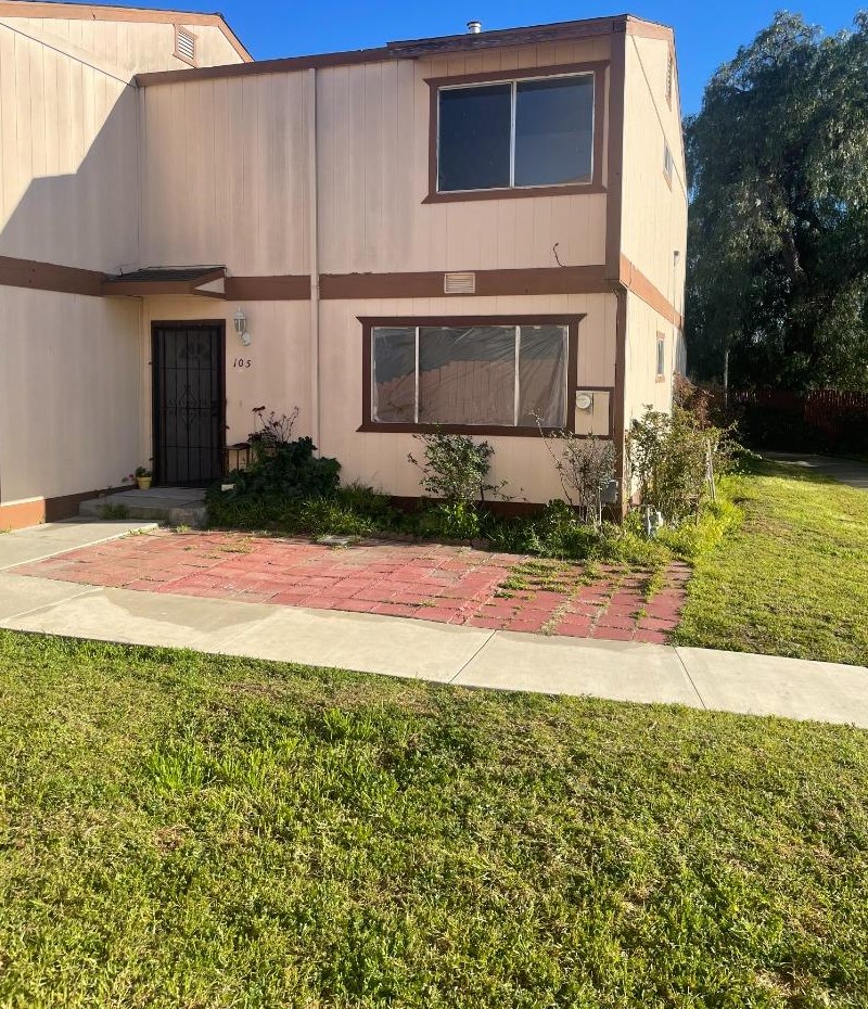 105 Buena Vista Park, Soledad, CA 93960-2647