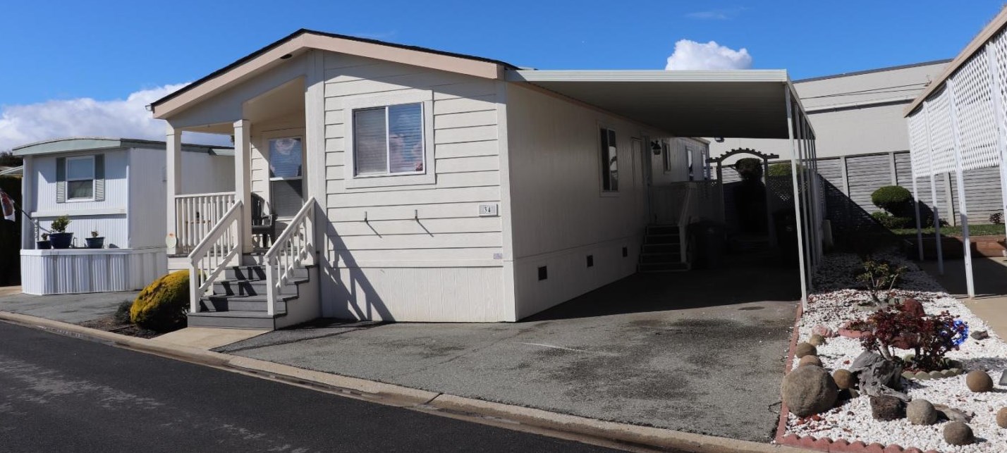 55 San Juan Grade Rd 34, Salinas, CA 93906
