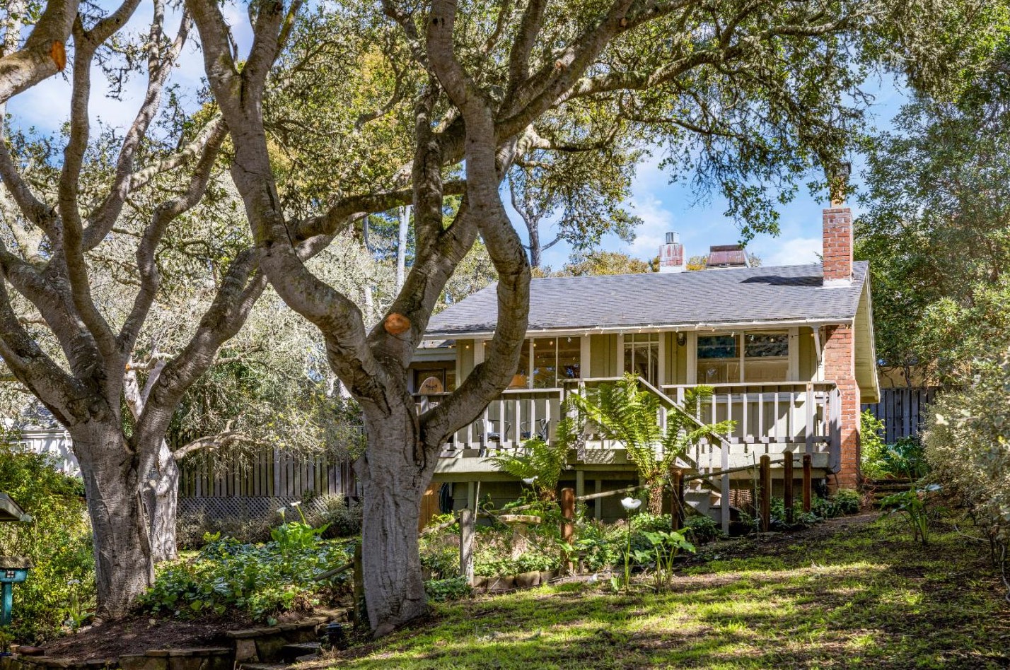 3 Se 4th Carmelo St, Carmel, CA 93921