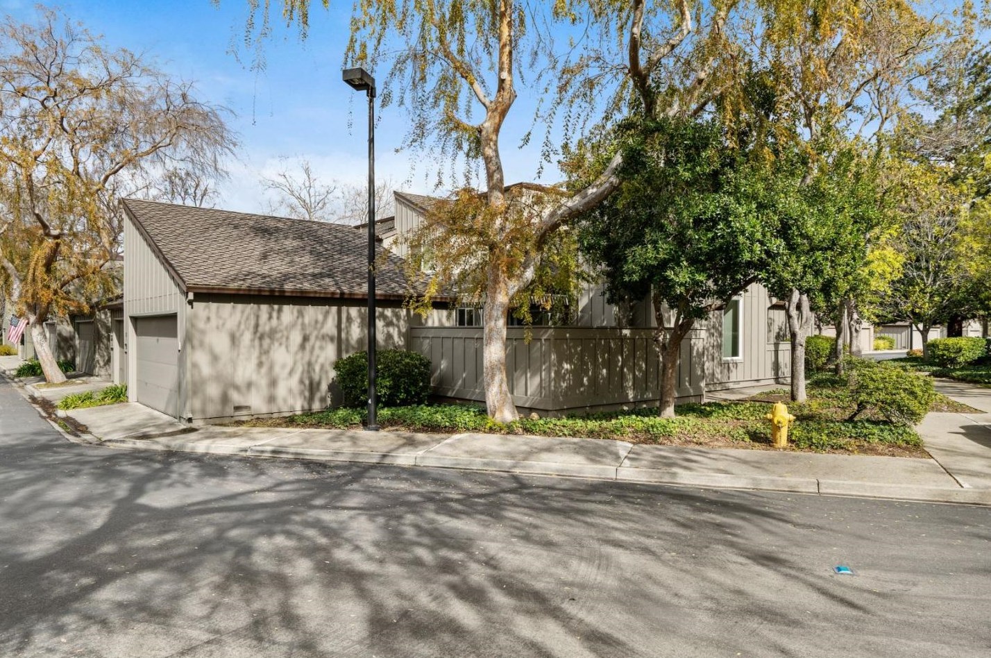 112 Charter Oaks Cir, Los Gatos, CA 95032