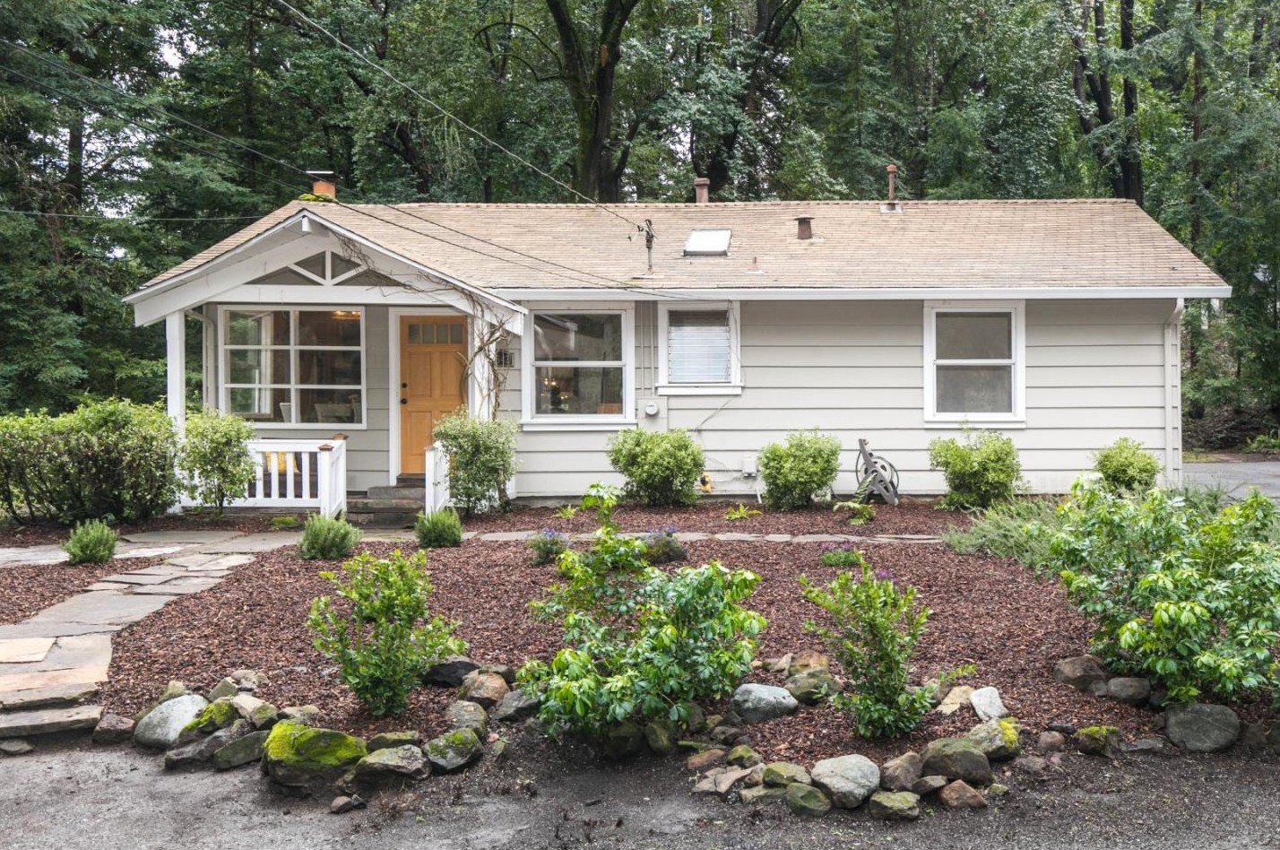 22542 Echo Dr, Los Gatos, CA 95033-8405