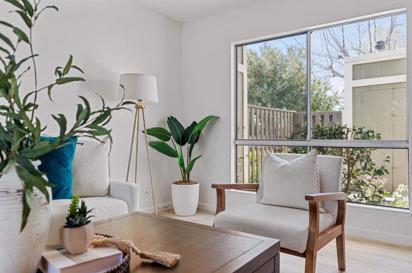 761 Orion Ln, San Mateo CA  94404-2787 exterior