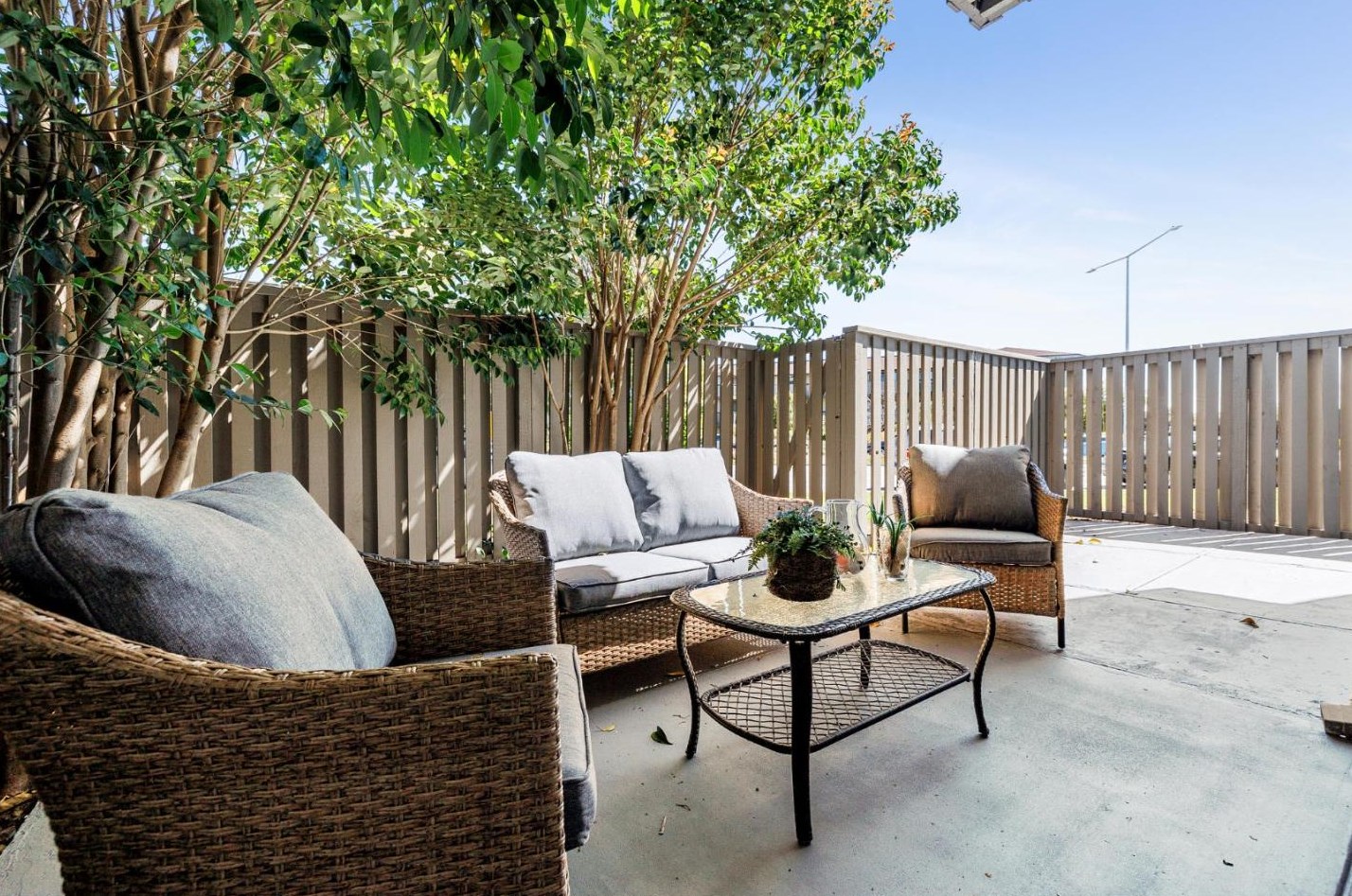 761 Orion Ln, San Mateo CA  94404-2787 exterior