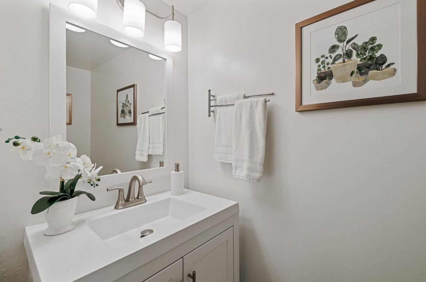 761 Orion Ln, San Mateo CA  94404-2787 exterior