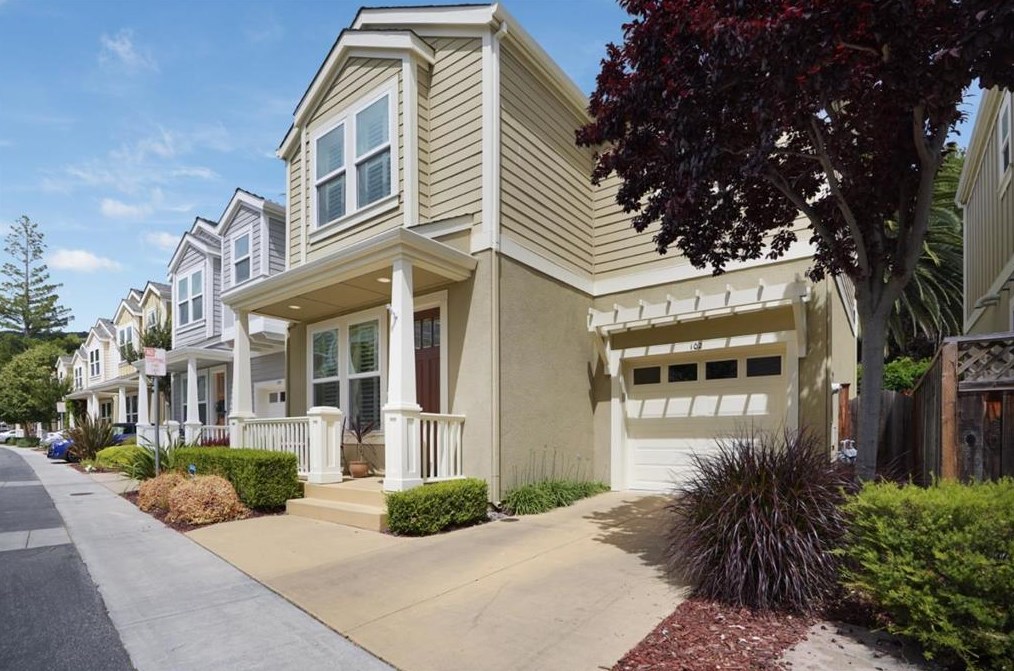 102 Creekside Village Dr, Los Gatos, CA 95032