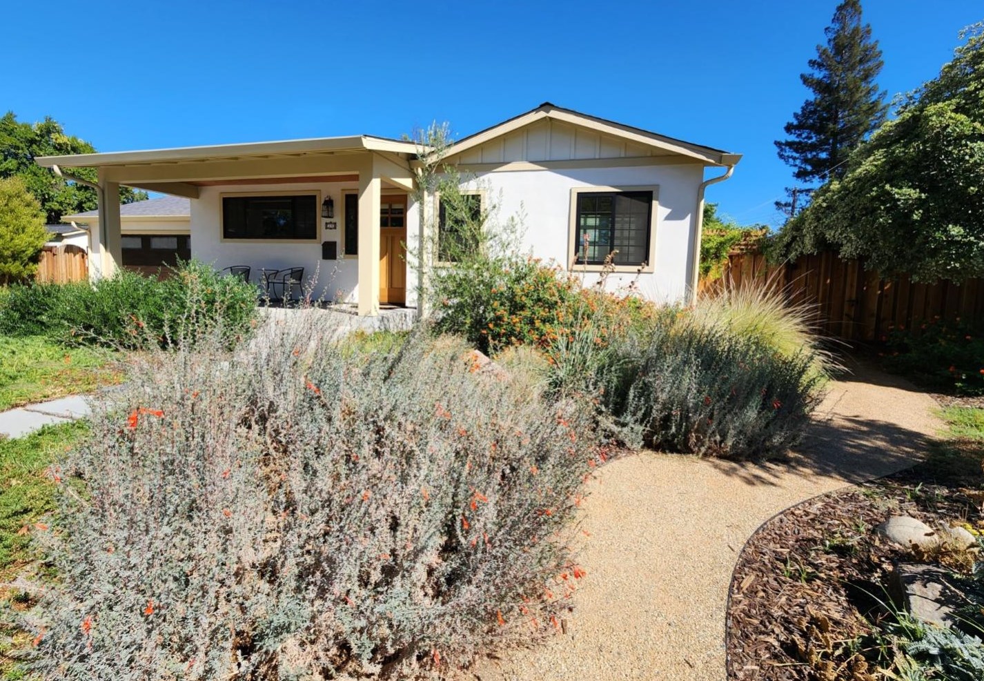 29 Lupine Way, Sacramento, CA 95819-1919