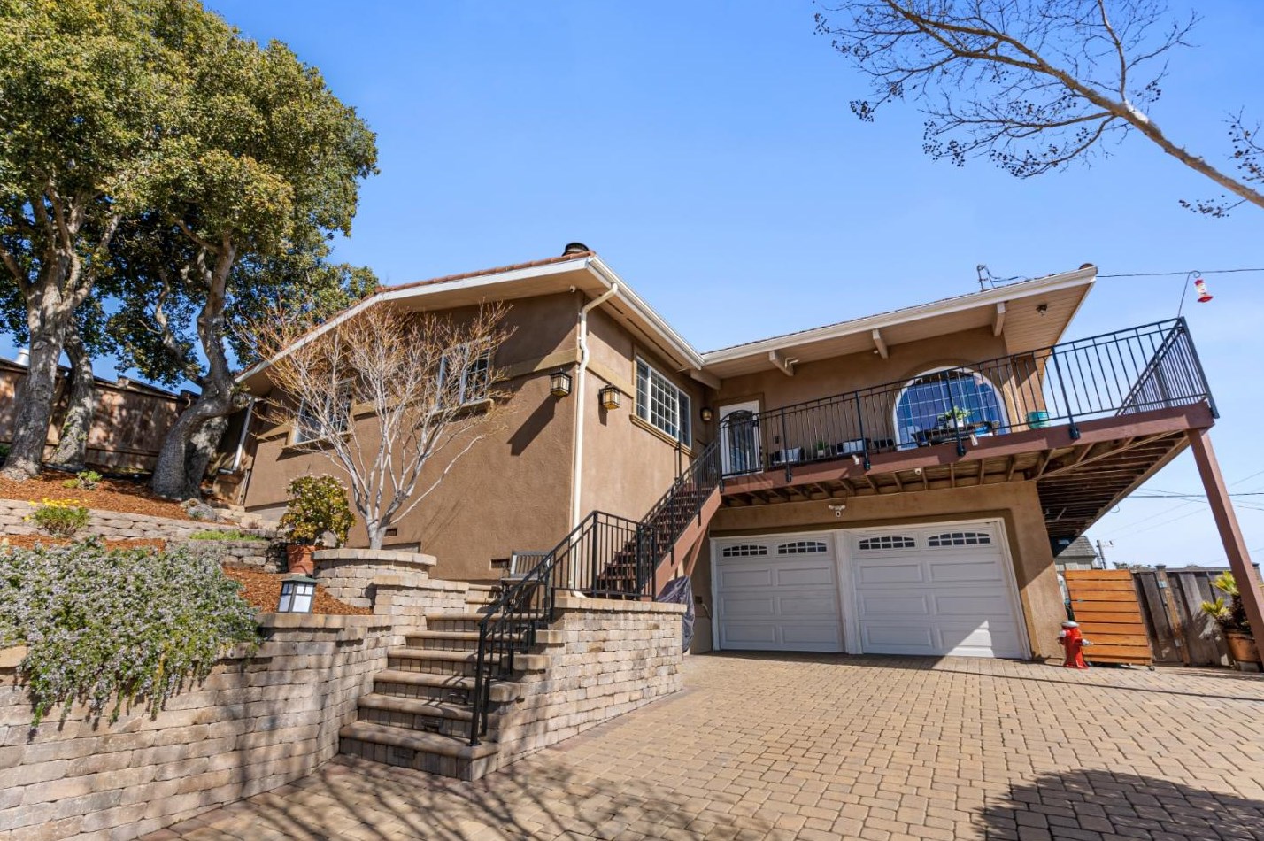 2440 Lincoln Ave, Belmont, CA 94002