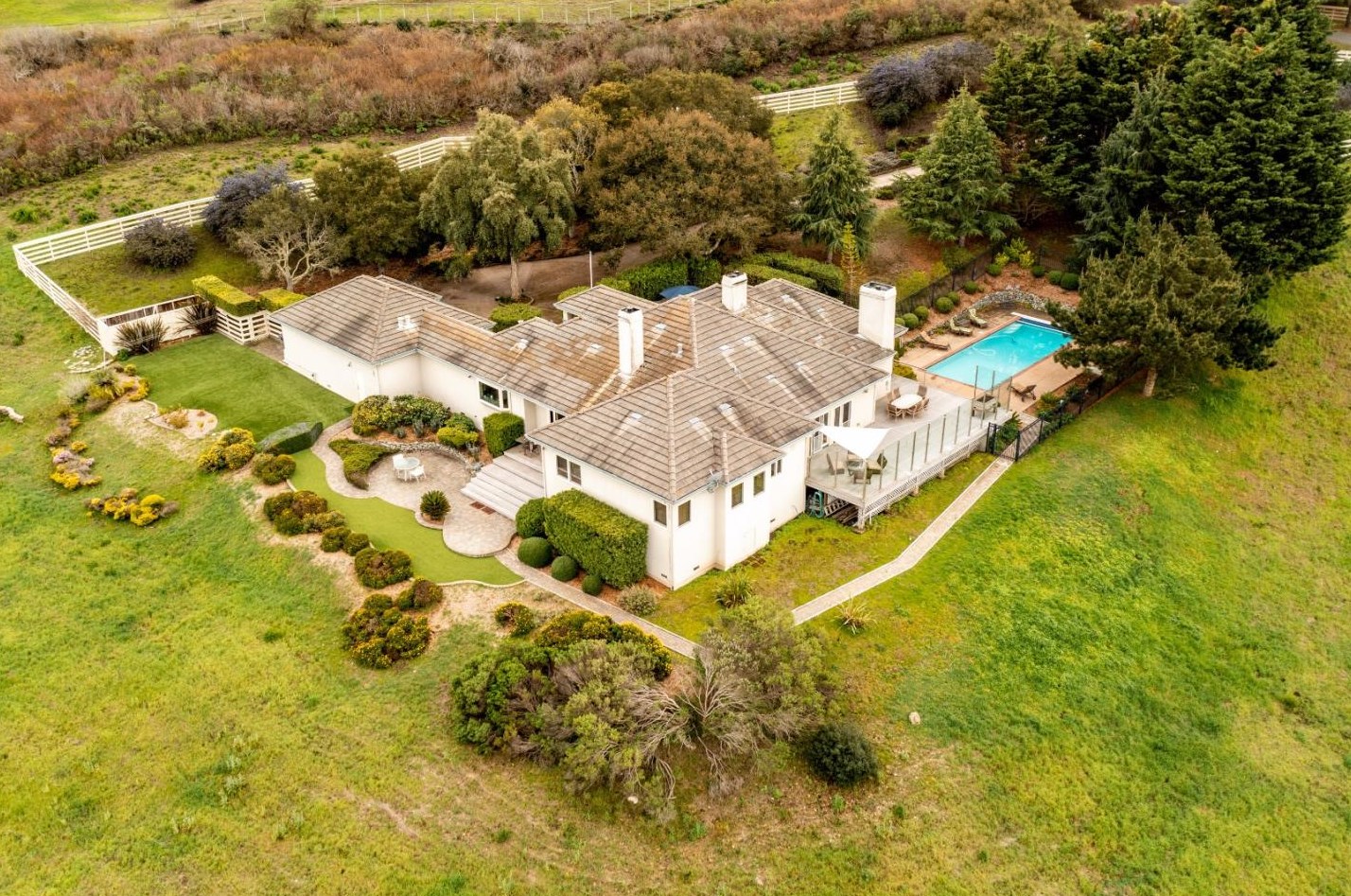 25800 Paseo Estribo, Monterey, CA 93940-6641